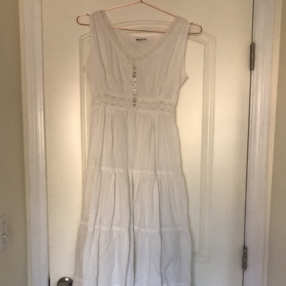 Long white dress